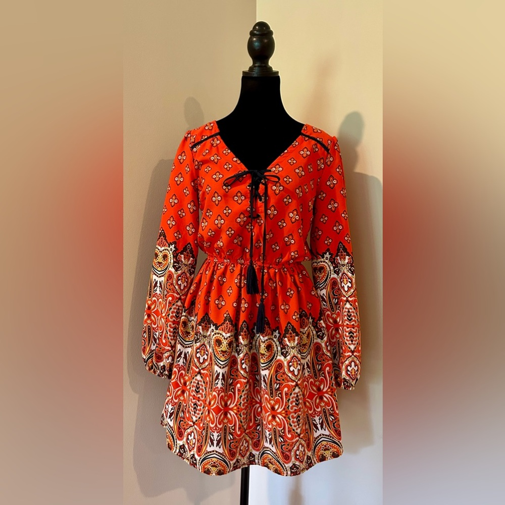 Gianni Bini Fire Orange and Black Patterned Mini Dress EUC sz Small